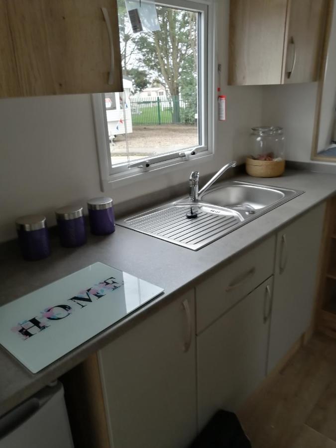 69R Seawick 2 Bedroom Caravan . New For 2022 Saint Osyth Extérieur photo