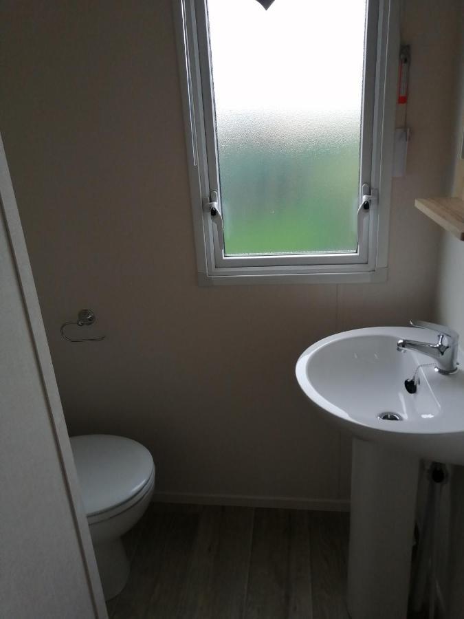 69R Seawick 2 Bedroom Caravan . New For 2022 Saint Osyth Extérieur photo