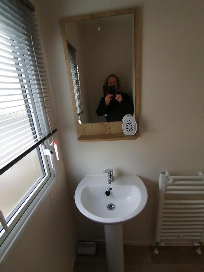 69R Seawick 2 Bedroom Caravan . New For 2022 Saint Osyth Extérieur photo