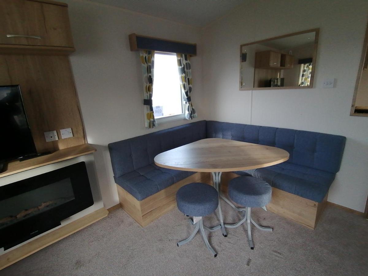 69R Seawick 2 Bedroom Caravan . New For 2022 Saint Osyth Extérieur photo