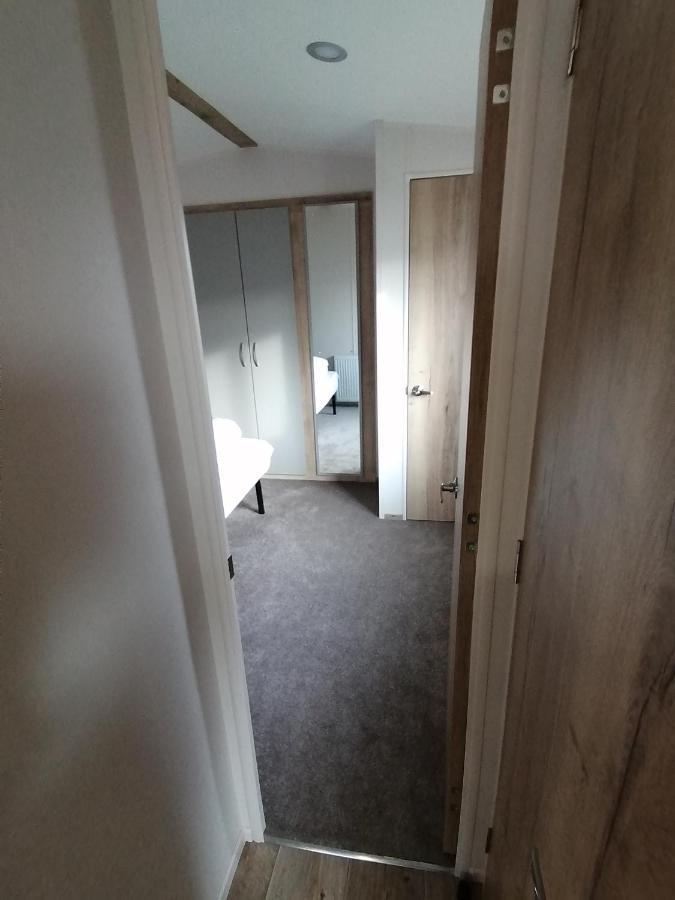 69R Seawick 2 Bedroom Caravan . New For 2022 Saint Osyth Extérieur photo