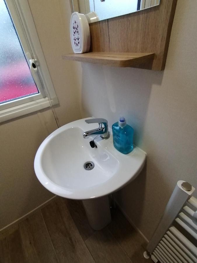 69R Seawick 2 Bedroom Caravan . New For 2022 Saint Osyth Extérieur photo